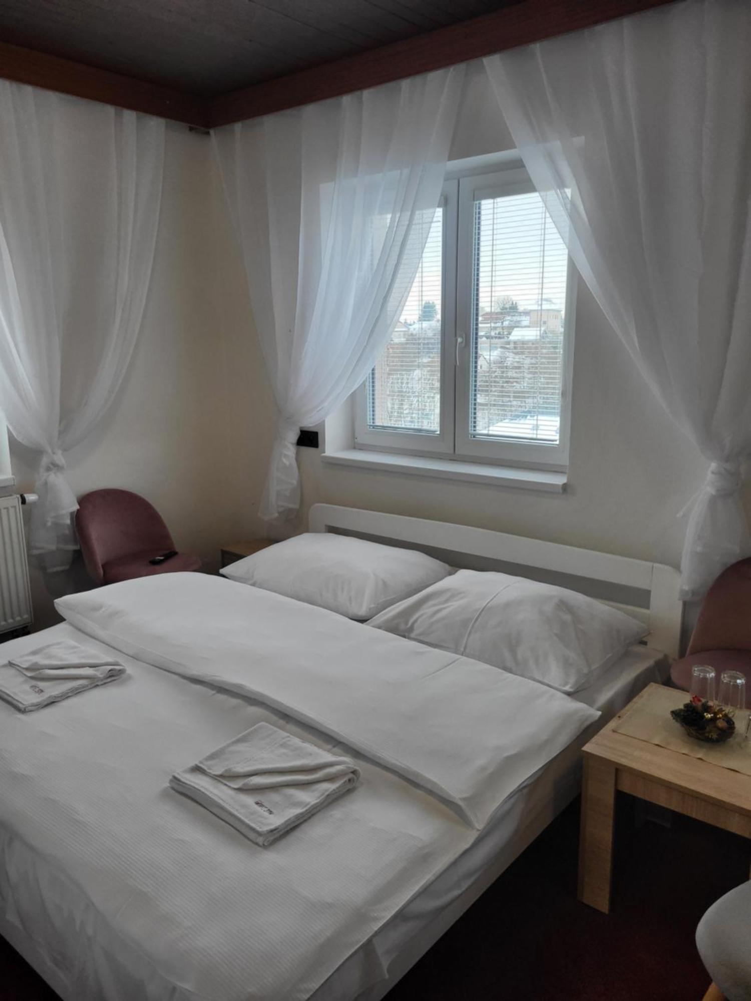 Hotel Styl 赫林斯科 外观 照片